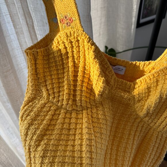 ZARA Yellow Knit Textured Tank with Floral Embroidered Straps – Size L - Picture 6 of 7